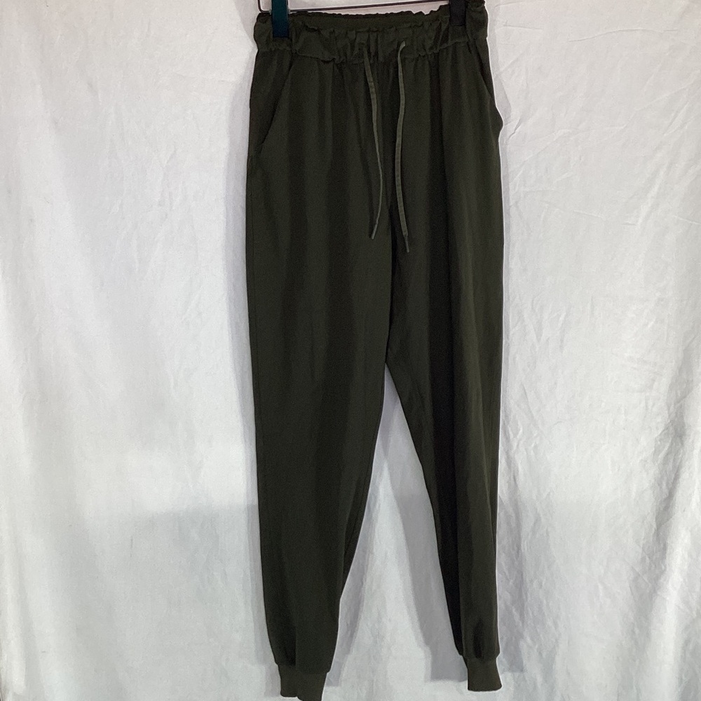 Lululemon on the fly joggers - Picture 2 of 10